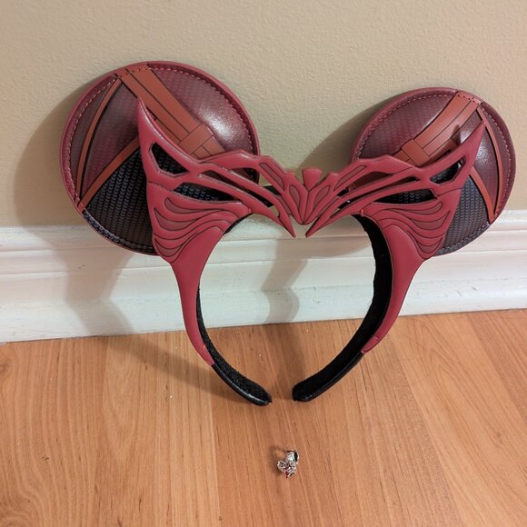 Scarlet witch Marvel Disney ears Pandora charm - Picture 1 of 5